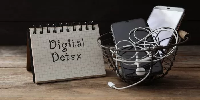 Digital Detox: How Reducing Screen Time Can Improve Your Mental Health