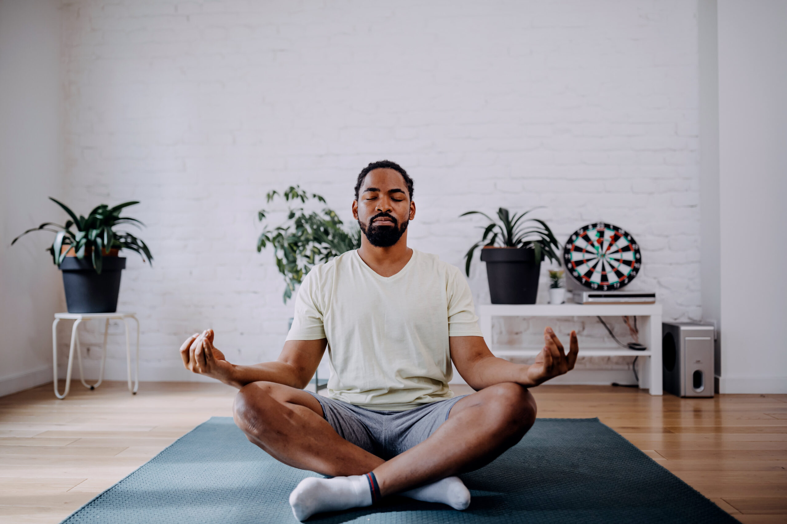 Incorporating Meditation into Your Daily Routine: Tips for Consistency and Success